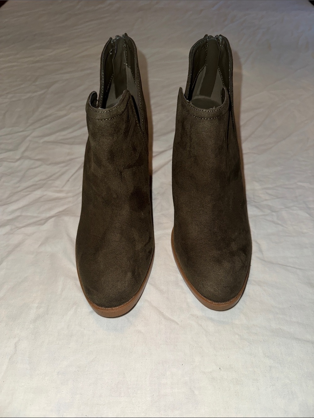 Joie Kayden Olive Suede Ankle Booties Block Heel Size 7.5